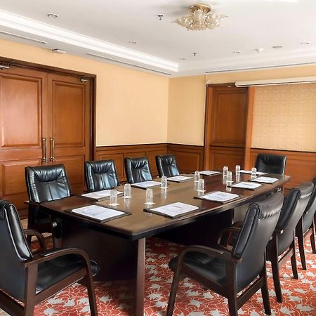 Radisson Hotel Катманду Екстер'єр фото