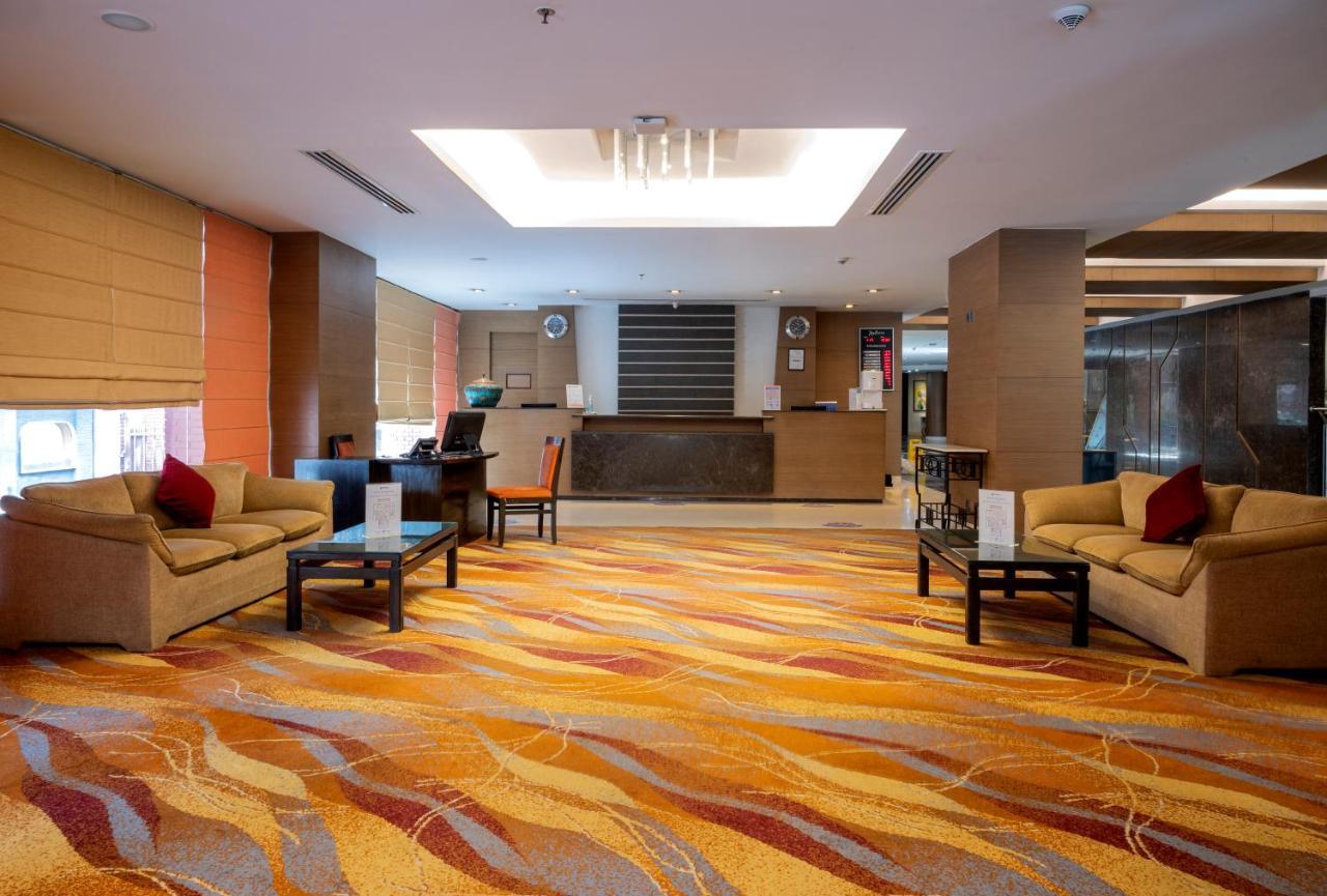 Radisson Hotel Катманду Екстер'єр фото